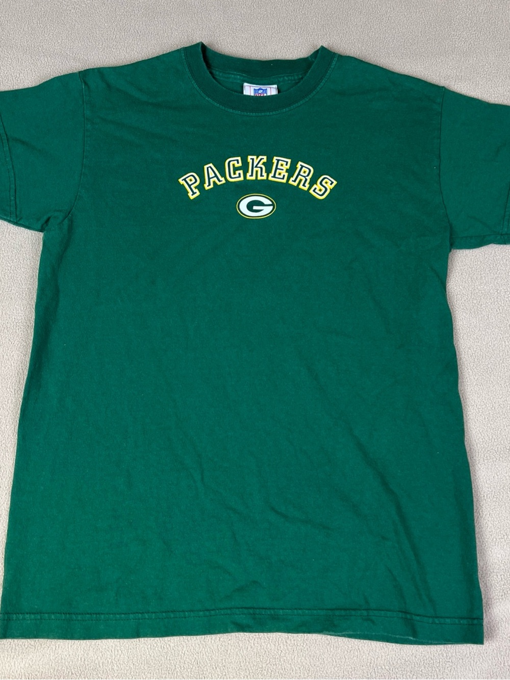 NFL For Her Green Bay Packerts T-Shirt. Green, Yellow. 100% Cotton. Sz M